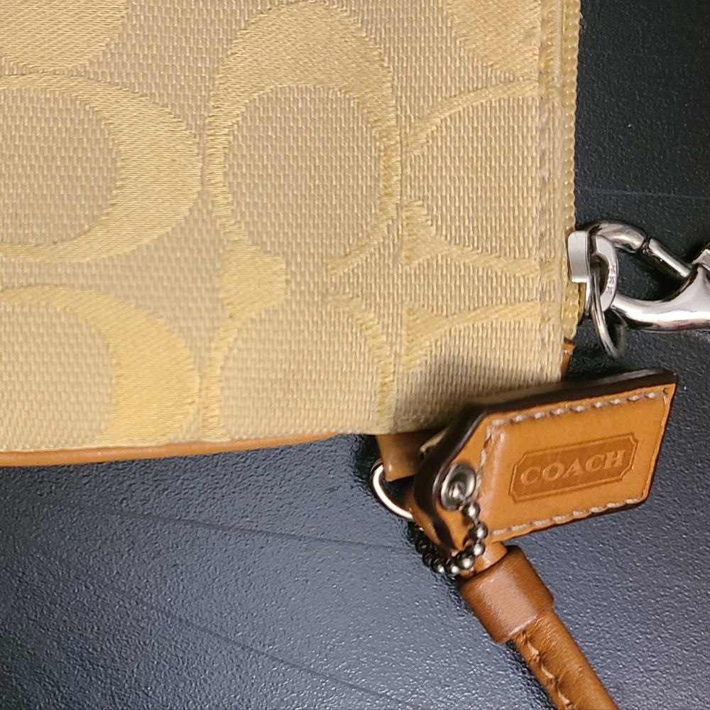 Coach Wristlet - Picture 2 of 2